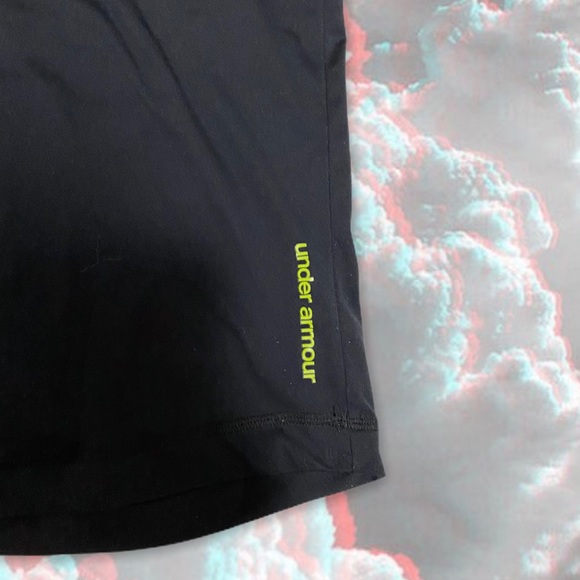 UNDERARMOUR | CATALYST HEAT GEAR DRIFIT SHIRT - Picture 6 of 6